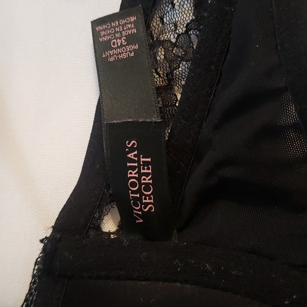 Victoria's Secret strappy push up bra 34D - Picture 8 of 8